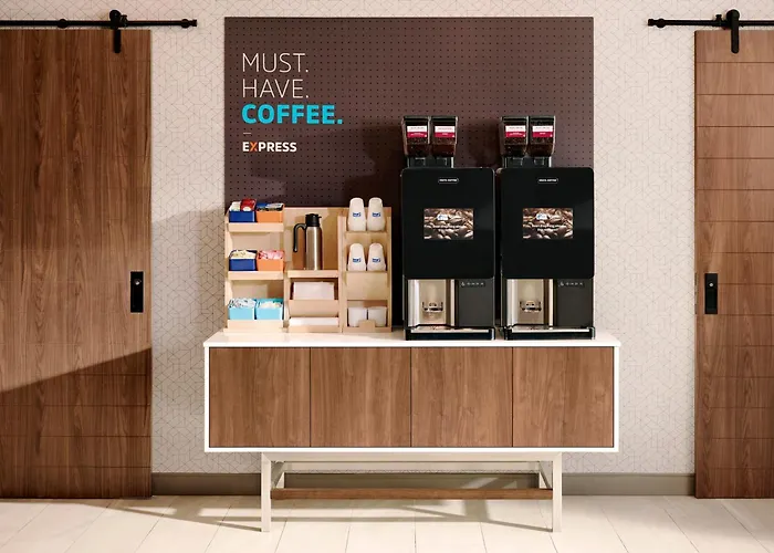 Holiday Inn Express Hotel & Suites Chicago-Algonquin By Ihg