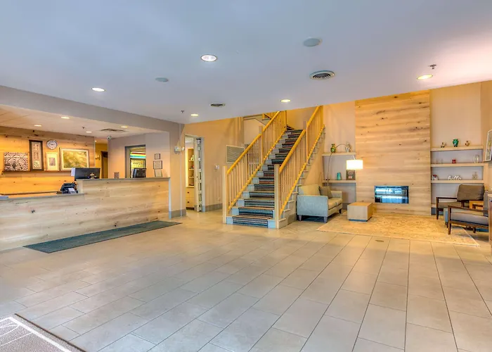 Country Inn & Suites By Radisson, Crystal Lake, Il